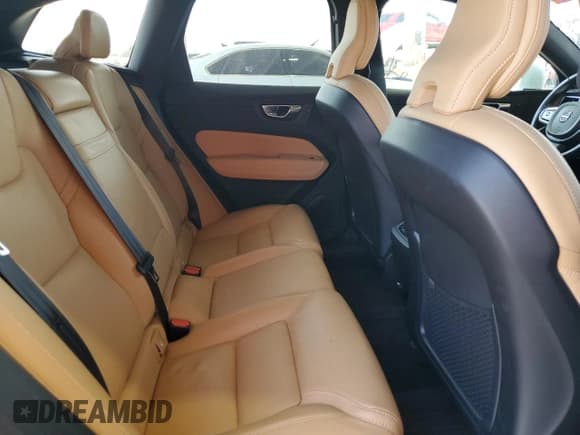 ✅ 2021 Volvo XC60 Inscription • VIN: YV4102DLXM1744447 • Lot: 57952925. Wystawiony na Copart z przebiegiem 42 834 mil. Bezpłatny archiwum sprzedaży aukcyjnych z USA i szczegółowy raport historii pojazdu na DreamBid. Zdjęcie 11.