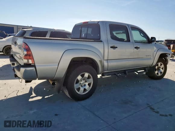 ✅ 2010 Toyota Tacoma PreRunner • VIN: 5TEJU4GN3AZ679247 • Lot: 92254865. Listed on Copart with 216,189 mi. Free auction sales archive from the USA and detailed vehicle history report at DreamBid. Image 3.