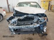 ✅ 2017 Ford C-Max SE • VIN: 1FADP5AU5HL103474 • Lot: 43406986. Wystawiony na IAAI z przebiegiem 145 014 mil. Bezpłatny archiwum sprzedaży aukcyjnych z USA i szczegółowy raport historii pojazdu na DreamBid. Zdjęcie 12.