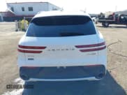 ✅ 2022 Genesis GV70 Sport • VIN: KMUMCDTC4NU039497 • Lot: 41668778. Wystawiony na IAAI z przebiegiem 31 545 mil. Bezpłatny archiwum sprzedaży aukcyjnych z USA i szczegółowy raport historii pojazdu na DreamBid. Zdjęcie 16.