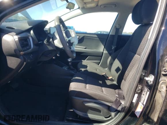 ✅ 2023 Kia Rio LX • VIN: 3KPA24AD4PE622187 • Лот: 87271175. Опубликован ранее на Copart с пробегом 23 649 миль. Бесплатный доступ к архиву аукционных продаж из США и подробный отчёт об истории автомобиля на DreamBid. Изображение 7.