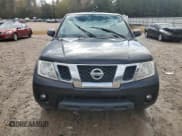 ✅ 2017 Nissan Frontier SV • VIN: 1N6DD0CU3HN738892 • Lot: 90322165. Wystawiony na Copart z przebiegiem 93 012 mil. Bezpłatny archiwum sprzedaży aukcyjnych z USA i szczegółowy raport historii pojazdu na DreamBid. Zdjęcie 5.