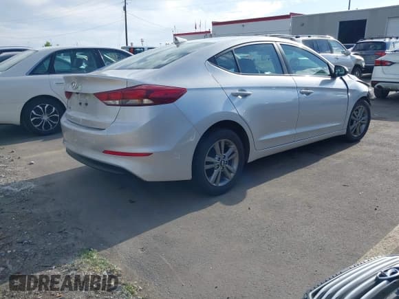 ✅ 2017 Hyundai Elantra Limited • VIN: 5NPD84LF2HH154662 • Lot: 42331921. Listed on IAAI with 54,691 mi. Free auction sales archive from the USA and detailed vehicle history report at DreamBid. Image 4.