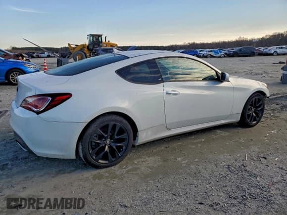 ✅ 2013 Hyundai Genesis Coupe Premium • VIN: KMHHT6KD5DU096201 • Лот: 96333425. Опубликован ранее на Copart с пробегом 102 821 миль. Бесплатный доступ к архиву аукционных продаж из США и подробный отчёт об истории автомобиля на DreamBid. Изображение 3.