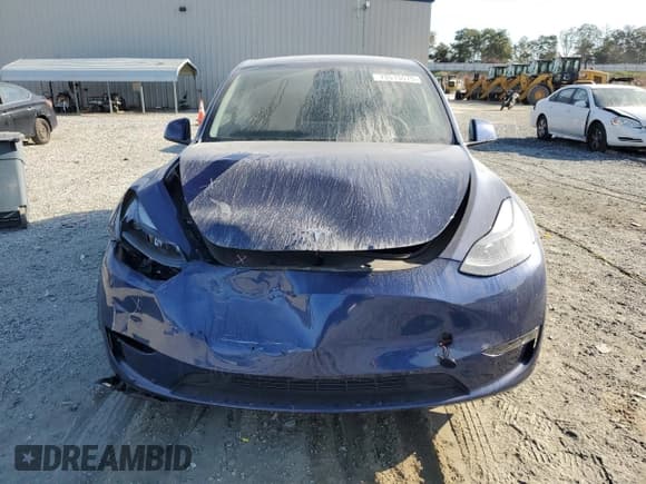 ✅ 2023 Tesla Model Y Performance • VIN: 7SAYGDEF2PF830495 • Lot: 70515575. Wystawiony na Copart z przebiegiem 40 233 mil. Bezpłatny archiwum sprzedaży aukcyjnych z USA i szczegółowy raport historii pojazdu na DreamBid. Zdjęcie 5.