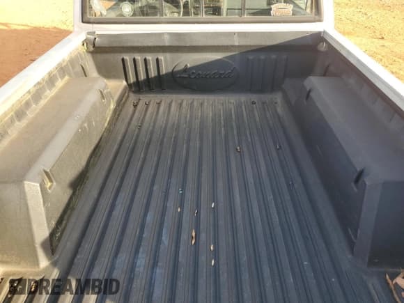 ✅ 1994 Nissan Frontier • VIN: 1N6SD11S1RC314798 • Lot: 93295715. Wystawiony na Copart z przebiegiem 179 609 mil. Bezpłatny archiwum sprzedaży aukcyjnych z USA i szczegółowy raport historii pojazdu na DreamBid. Zdjęcie 10.