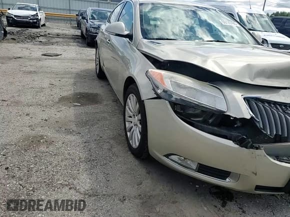 ✅ 2013 Buick Regal Turbo Premium 1 • VIN: 2G4GS5EV6D9157503 • Lot: 69720495. Wystawiony na Copart z przebiegiem 118 397 mil. Bezpłatny archiwum sprzedaży aukcyjnych z USA i szczegółowy raport historii pojazdu na DreamBid. Zdjęcie 13.