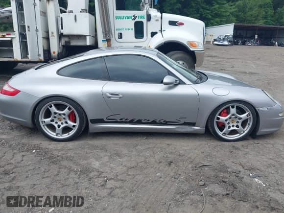 ✅ 2005 Porsche 911 Turbo S • VIN: WP0AB29935S742402 • Лот: 42741181. Опубликован ранее на IAAI с пробегом 139 594 миль. Бесплатный доступ к архиву аукционных продаж из США и подробный отчёт об истории автомобиля на DreamBid. Изображение 13.