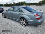 ✅ 2007 Mercedes-Benz S 550 • VIN: WDDNG86X47A145590 • Lot: 71184285. Wystawiony na Copart z przebiegiem 192 476 mil. Bezpłatny archiwum sprzedaży aukcyjnych z USA i szczegółowy raport historii pojazdu na DreamBid. Zdjęcie 2.
