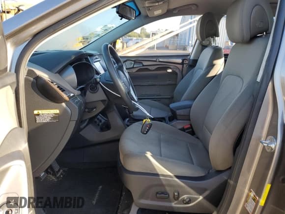 ✅ 2018 Hyundai Santa Fe 2.4L • VIN: 5NMZUDLB8JH067060 • Lot: 62051424. Wystawiony na Copart z przebiegiem 59 910 mil. Bezpłatny archiwum sprzedaży aukcyjnych z USA i szczegółowy raport historii pojazdu na DreamBid. Zdjęcie 7.