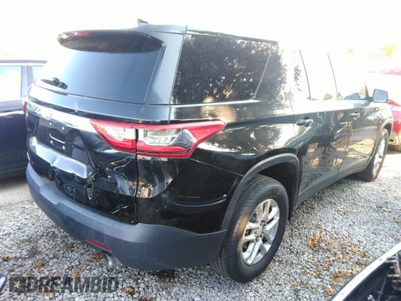 ✅ 2020 Chevrolet Traverse LS • VIN: 1GNERFKW0LJ315192 • Лот: 43654455. Опубликован ранее на IAAI с пробегом 128 480 миль. Бесплатный доступ к архиву аукционных продаж из США и подробный отчёт об истории автомобиля на DreamBid. Изображение 4.
