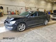 ✅ 2014 Volkswagen Passat SEL Premium • VIN: 1VWCS7A33EC093317 • Lot: 94246495. Wystawiony na Copart z przebiegiem 141 076 mil. Bezpłatny archiwum sprzedaży aukcyjnych z USA i szczegółowy raport historii pojazdu na DreamBid. Zdjęcie 1.