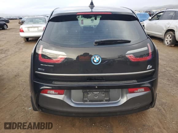 ✅ 2018 BMW i3 • VIN: WBY7Z2C57JVE64948 • Lot: 86589564. Listed on Copart with Not provided. Free auction sales archive from the USA and detailed vehicle history report at DreamBid. Image 6.
