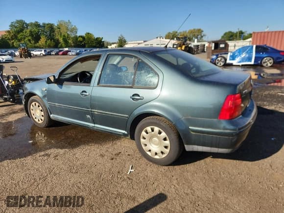 ✅ 2003 Volkswagen Jetta GL • VIN: 3VWRK69MX3M028073 • Лот: 70702915. Опубликован ранее на Copart с пробегом 109 003 миль. Бесплатный доступ к архиву аукционных продаж из США и подробный отчёт об истории автомобиля на DreamBid. Изображение 2.