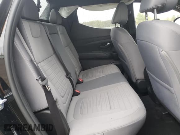 ✅ 2022 Hyundai Santa Cruz SEL • VIN: 5NTJCDAE7NH015443 • Lot: 54715355. Listed on Copart with 39,138 mi. Free auction sales archive from the USA and detailed vehicle history report at DreamBid. Image 10.