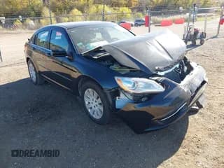 ✅ 2012 Chrysler 200 LX • VIN: 1C3CCBAB0CN248602 • Лот: 43604360. Опубликован ранее на IAAI с пробегом 152 799 миль. Бесплатный доступ к архиву аукционных продаж из США и подробный отчёт об истории автомобиля на DreamBid. Изображение 1.