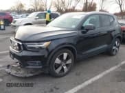 ✅ 2021 Volvo XC40 Momentum • VIN: YV4162UK4M2471473 • Lot: 43780178. Wystawiony na IAAI z przebiegiem 44 464 mil. Bezpłatny archiwum sprzedaży aukcyjnych z USA i szczegółowy raport historii pojazdu na DreamBid. Zdjęcie 2.