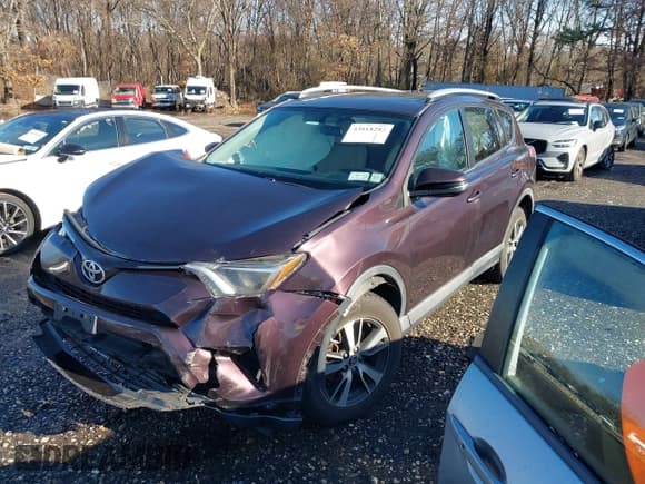 ✅ 2016 Toyota RAV4 XLE • VIN: 2T3RFREV8GW514487 • Лот: 43818285. Опубликован ранее на IAAI с пробегом 68 328 миль. Бесплатный доступ к архиву аукционных продаж из США и подробный отчёт об истории автомобиля на DreamBid. Изображение 2.