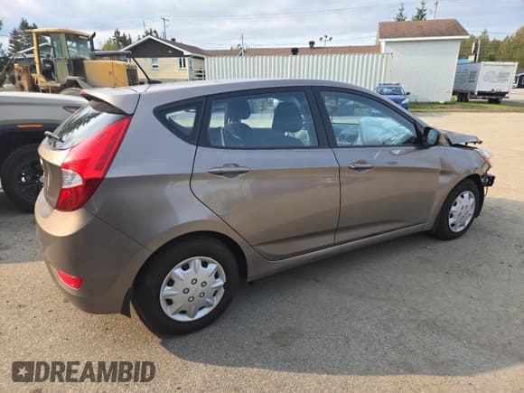 ✅ 2014 Hyundai Accent GS • VIN: KMHCT5AE4EU174144 • Лот: 70763454. Опубликован ранее на Copart с пробегом 51 002 миль. Бесплатный доступ к архиву аукционных продаж из США и подробный отчёт об истории автомобиля на DreamBid. Изображение 3.