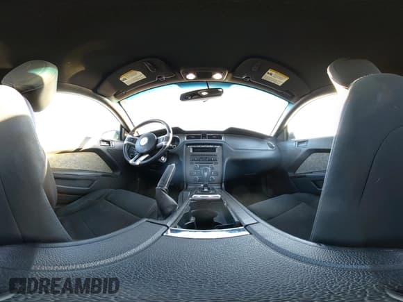 ✅ 2014 Ford Mustang V6 • VIN: 1ZVBP8AM2E5288857 • Lot: 43667786. Wystawiony na IAAI z przebiegiem 125 713 mil. Bezpłatny archiwum sprzedaży aukcyjnych z USA i szczegółowy raport historii pojazdu na DreamBid. Zdjęcie 18.