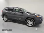 ✅ 2014 Jeep Cherokee Limited • VIN: 1C4PJMDB2EW219531 • Lot: 68890035. Wystawiony na Copart z przebiegiem 91 198 mil. Bezpłatny archiwum sprzedaży aukcyjnych z USA i szczegółowy raport historii pojazdu na DreamBid. Zdjęcie 4.