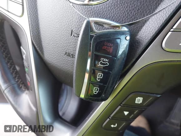 ✅ 2017 Hyundai Santa Fe Ultimate • VIN: 5XYZWDLA7HG422662 • Lot: 43779355. Listed on IAAI with 160,549 mi. Free auction sales archive from the USA and detailed vehicle history report at DreamBid. Image 11.