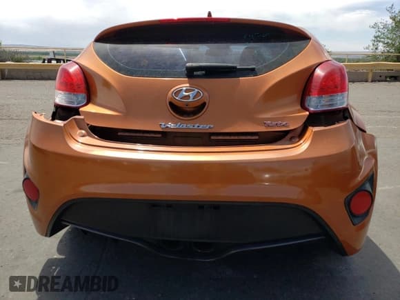 ✅ 2015 Hyundai Veloster Turbo • VIN: KMHTC6AE5FU240112 • Lot: 54436233. Wystawiony na Copart z przebiegiem 69 794 mil. Bezpłatny archiwum sprzedaży aukcyjnych z USA i szczegółowy raport historii pojazdu na DreamBid. Zdjęcie 6.