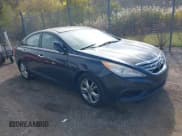✅ 2013 Hyundai Sonata SE • VIN: 5NPEC4AC0DH694081 • Лот: 43607672. Опубликован ранее на IAAI с пробегом 200 577 миль. Бесплатный доступ к архиву аукционных продаж из США и подробный отчёт об истории автомобиля на DreamBid. Изображение 1.
