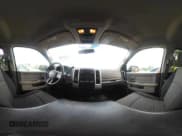 ✅ 2009 Dodge 1500 Laramie • VIN: 1D3HV13T49J526520 • Lot: 42199548. Wystawiony na IAAI z przebiegiem 149 113 mil. Bezpłatny archiwum sprzedaży aukcyjnych z USA i szczegółowy raport historii pojazdu na DreamBid. Zdjęcie 19.