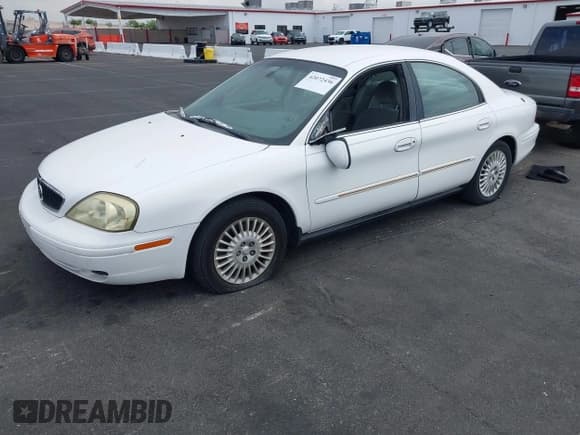 ✅ 2002 Mercury Sable GS • VIN: 1MEFM50U12G628060 • Lot: 42072436. Listed on IAAI with 139,336 mi. Free auction sales archive from the USA and detailed vehicle history report at DreamBid. Image 2.