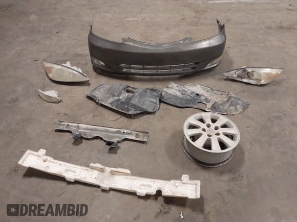 ✅ 2004 Toyota Camry XLE • VIN: 4T1BE32K74U790658 • Лот: 43116665. Опубликован ранее на IAAI с пробегом 246 808 миль. Бесплатный доступ к архиву аукционных продаж из США и подробный отчёт об истории автомобиля на DreamBid. Изображение 12.