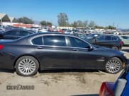 ✅ 2012 BMW 7 Series 750Li • VIN: WBAKB8C55CC962979 • Lot: 42784812. Wystawiony na IAAI z przebiegiem 167 852 mil. Bezpłatny archiwum sprzedaży aukcyjnych z USA i szczegółowy raport historii pojazdu na DreamBid. Zdjęcie 13.