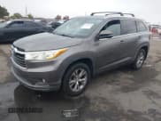 ✅ 2014 Toyota Highlander XLE • VIN: 5TDJKRFH5ES026906 • Lot: 43631888. Wystawiony na IAAI z przebiegiem 128 681 mil. Bezpłatny archiwum sprzedaży aukcyjnych z USA i szczegółowy raport historii pojazdu na DreamBid. Zdjęcie 17.