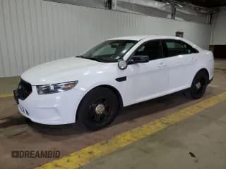✅ 2016 Ford Police Interceptor • VIN: 1FAHP2L82GG154616 • Lot: 56463975. Wystawiony na Copart z przebiegiem 145 324 mil. Bezpłatny archiwum sprzedaży aukcyjnych z USA i szczegółowy raport historii pojazdu na DreamBid. Zdjęcie 1.