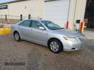 ✅ 2007 Toyota Camry XLE • VIN: 4T1BE46KX7U190169 • Lot: 43753483. Listed on IAAI with 192,815 mi. Free auction sales archive from the USA and detailed vehicle history report at DreamBid. Image 1.