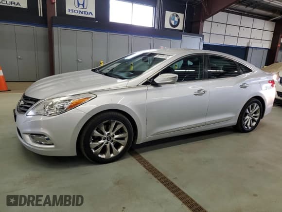 ✅ 2012 Hyundai Azera • VIN: KMHFG4JGXCA125557 • Лот: 80189105. Опубликован ранее на Copart с пробегом 134 948 миль. Бесплатный доступ к архиву аукционных продаж из США и подробный отчёт об истории автомобиля на DreamBid. Изображение 1.