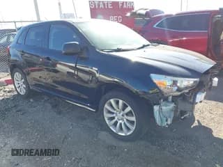 ✅ 2011 Mitsubishi Outlander SE • VIN: JA4AR4AU2BZ019189 • Lot: 43332608. Wystawiony na IAAI z przebiegiem 182 198 mil. Bezpłatny archiwum sprzedaży aukcyjnych z USA i szczegółowy raport historii pojazdu na DreamBid. Zdjęcie 1.