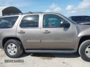 ✅ 2014 Chevrolet Tahoe LT • VIN: 1GNSCBE0XER247248 • Lot: 42438570. Listed on IAAI with 108,455 mi. Free auction sales archive from the USA and detailed vehicle history report at DreamBid. Image 14.