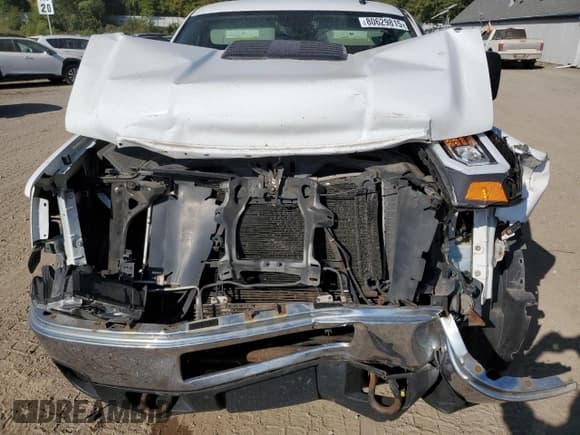 ✅ 2013 GMC Sierra 2500HD SLE • VIN: 1GT220CG7DZ174581 • Lot: 80629815. Listed on Copart with 211,760 mi. Free auction sales archive from the USA and detailed vehicle history report at DreamBid. Image 11.