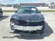 2025 Toyota Camry LE z VIN 4T1DAACK2SU117877, wystawiony jako IAAI lot #42668305 z przebiegiem 9 001 mil mil oraz . Historia ofert i sprzedaży dostępna na DreamBid. Obrazek 12.