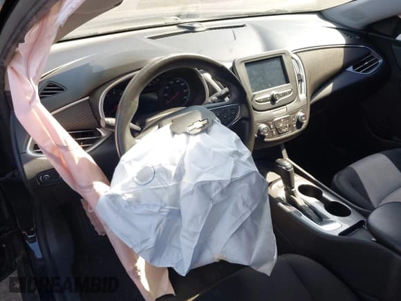 ✅ 2016 Chevrolet Malibu LS • VIN: 1G1ZB5STXGF358311 • Лот: 42429894. Опубликован ранее на IAAI с пробегом 76 783 миль. Бесплатный доступ к архиву аукционных продаж из США и подробный отчёт об истории автомобиля на DreamBid. Изображение 20.