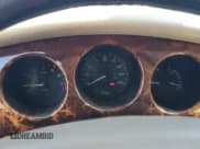 ✅ 2001 Jaguar XJ Vanden Plas • VIN: SAJDA24C71LF35796 • Лот: 82292815. Опубликован ранее на Copart с пробегом 77 969 миль. Бесплатный доступ к архиву аукционных продаж из США и подробный отчёт об истории автомобиля на DreamBid. Изображение 9.