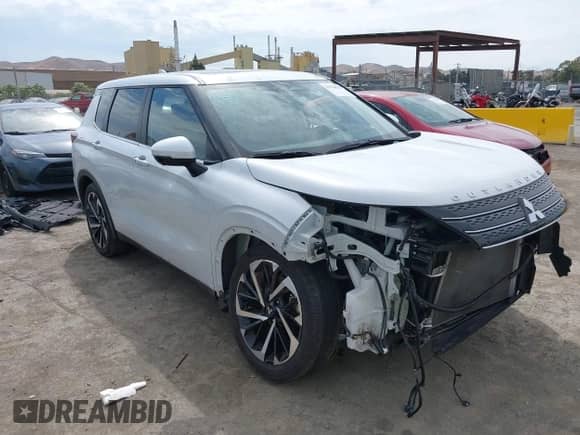 2023 Mitsubishi Outlander SE с VIN JA4J3UA89PZ039905, выставлен на аукционе IAAI как лот 43258738 с пробегом 51 368 миль миль и . История ставок и продаж доступна на DreamBid. Изображение 1.