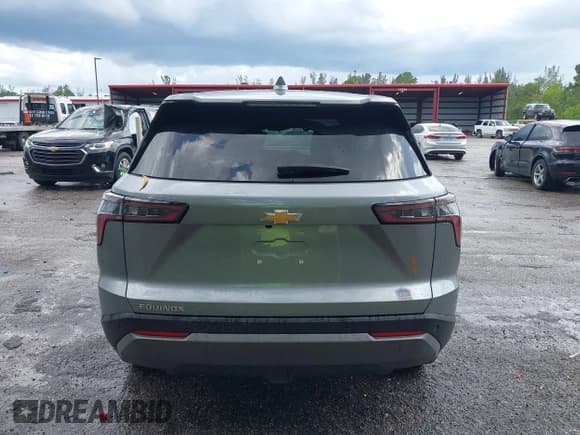 ✅ 2025 Chevrolet Equinox FWD LT • VIN: 3GNAXHEG2SL177439 • Lot: 42992569. Wystawiony na IAAI z przebiegiem 9 406 mil. Bezpłatny archiwum sprzedaży aukcyjnych z USA i szczegółowy raport historii pojazdu na DreamBid. Zdjęcie 17.