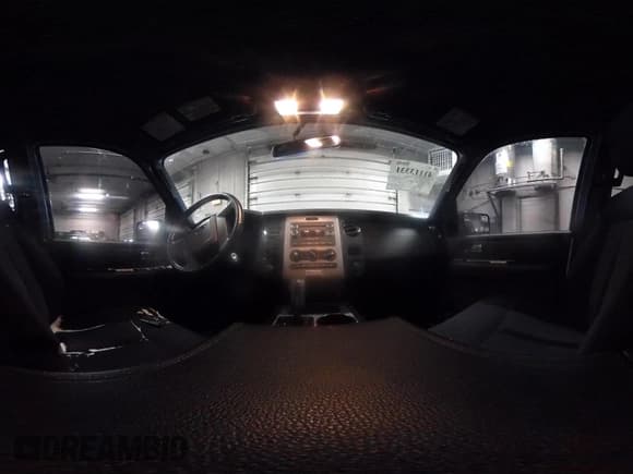 ✅ 2017 Ford Expedition Max XL • VIN: 1FMJK1GT1HEA41798 • Lot: 41113331. Wystawiony na IAAI z przebiegiem 153 338 mil. Bezpłatny archiwum sprzedaży aukcyjnych z USA i szczegółowy raport historii pojazdu na DreamBid. Zdjęcie 18.