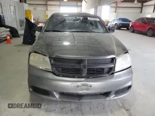 ✅ 2013 Dodge Avenger SE • VIN: 1C3CDZAB0DN619538 • Лот: 45753285. Опубликован ранее на Copart с пробегом 242 722 миль. Бесплатный доступ к архиву аукционных продаж из США и подробный отчёт об истории автомобиля на DreamBid. Изображение 5.