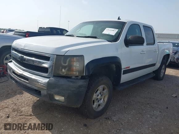 ✅ 2008 Chevrolet Silverado 1500 • VIN: 2GCFC13Y681118367 • Lot: 42632087. Wystawiony na IAAI z przebiegiem 99 623 mil. Bezpłatny archiwum sprzedaży aukcyjnych z USA i szczegółowy raport historii pojazdu na DreamBid. Zdjęcie 2.