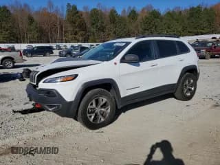 ✅ 2016 Jeep Cherokee Trailhawk • VIN: 1C4PJMBS8GW227719 • Lot: 93120535. Listed on Copart with 43,989 mi. Free auction sales archive from the USA and detailed vehicle history report at DreamBid. Image 1.