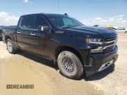 ✅ 2021 Chevrolet Silverado 1500 High Country • VIN: 3GCUYHELXMG103973 • Lot: 60476314. Wystawiony na Copart z przebiegiem 67 378 mil. Bezpłatny archiwum sprzedaży aukcyjnych z USA i szczegółowy raport historii pojazdu na DreamBid. Zdjęcie 4.