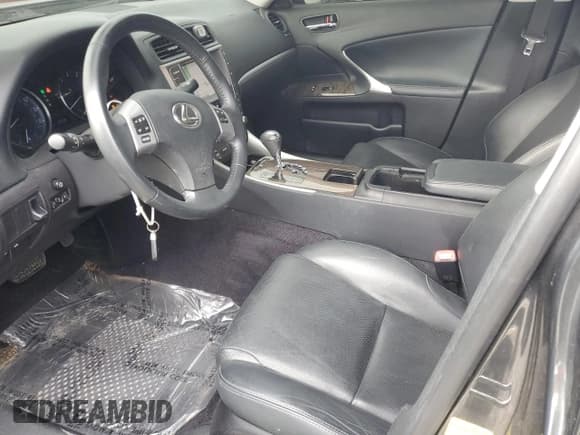 ✅ 2011 Lexus IS 250 • VIN: JTHCF5C26B5051738 • Lot: 82044195. Listed on Copart with 20,738 mi. Free auction sales archive from the USA and detailed vehicle history report at DreamBid. Image 7.